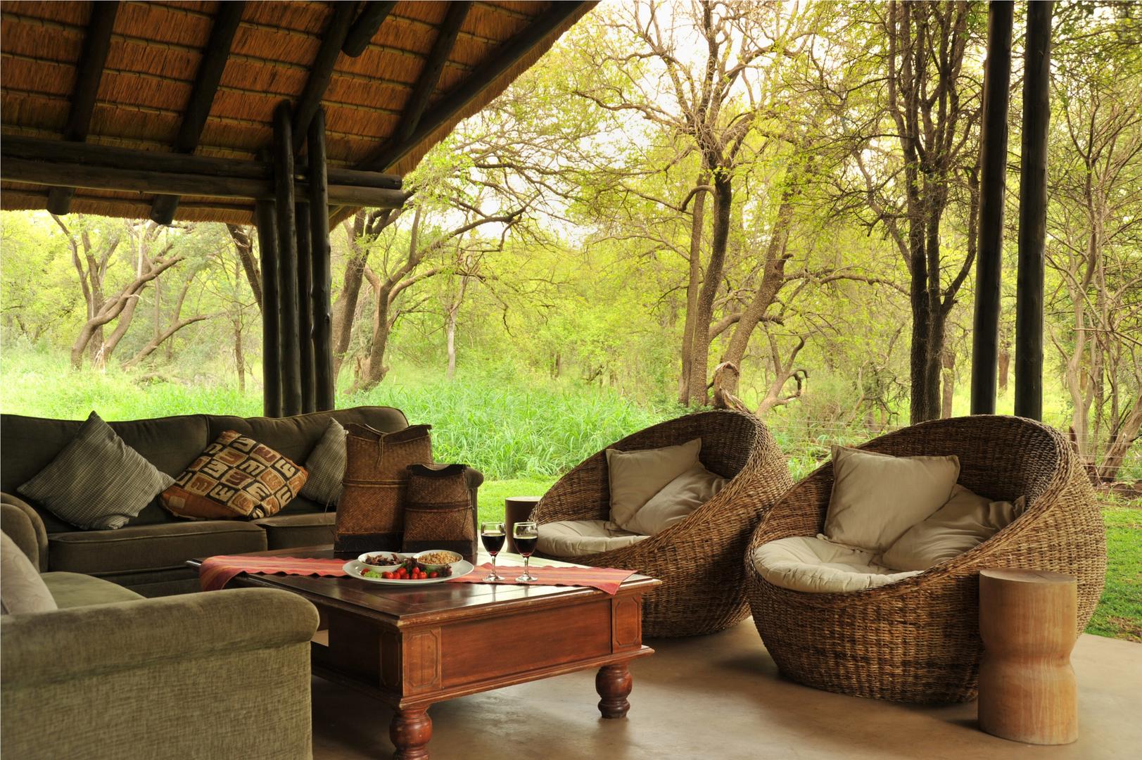 Black Rhino Game Lodge - Pilanesberg National Park